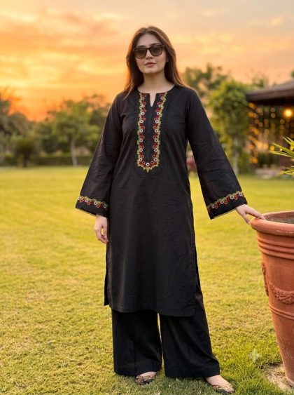 Lawn Co-Ord Set – Elegant Embroidered 2-Piece ICS-1185