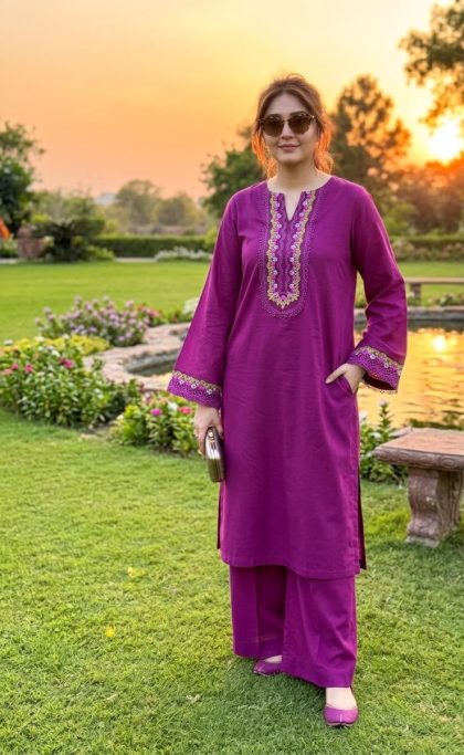 Lawn Co-Ord Set – Elegant Embroidered 2-Piece ICS-1184