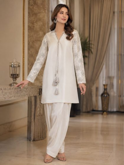 Timeless Elegance in Every Stitch SHZ-106